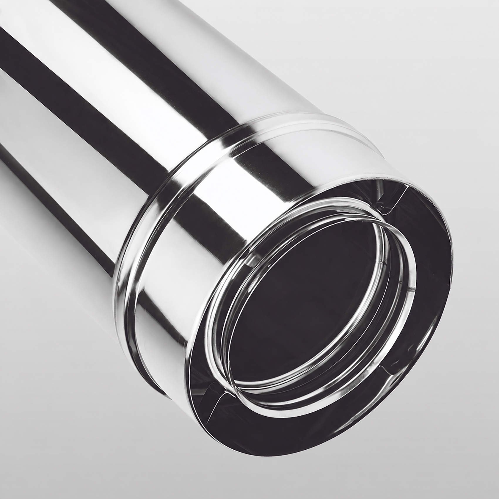 Zoom sur un conduit de la gamme BIOX, composé d'une paroi intérieure en inox 316 et d'une paroi extérieure en inox 304